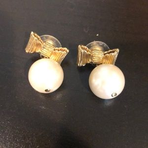 Kate Spade bow pearl earrings